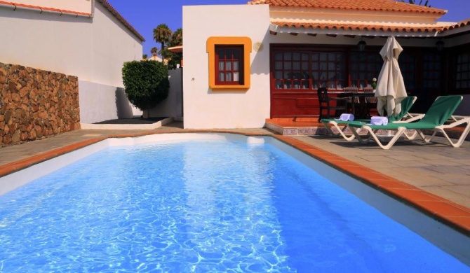 Vip Villas - Caleta Dorada