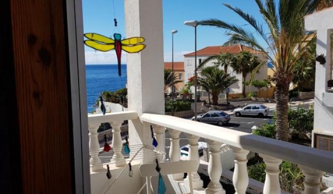 THE DRAGONFLY Loft 100m Beach & Sea View Terrace