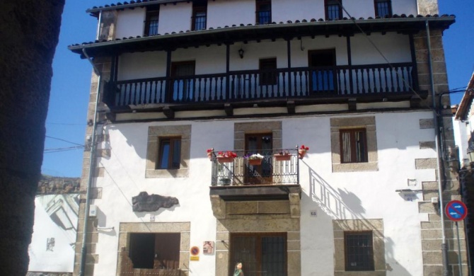 Hotel La Casa Chacinera