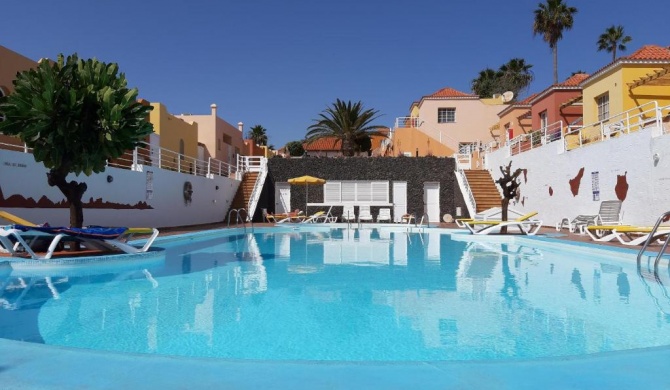 APARTAMENTO CORRALEJO centrico internet fibra