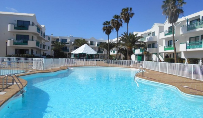 RealRent Costa Teguise Beach