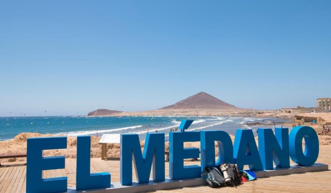 alquilaencanarias El Medano, Cabezo beach & parking