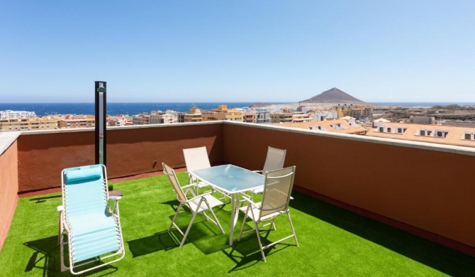 Home2Book Duplex El Medano Pool & Terrace