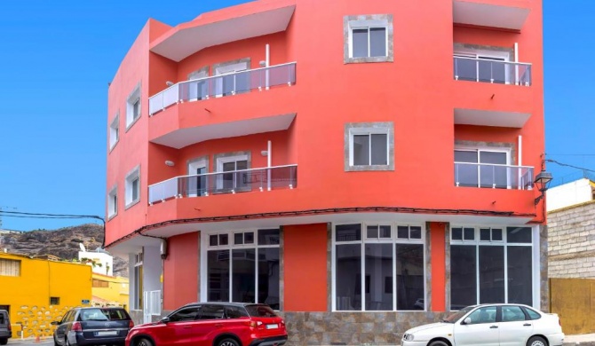 Apartamentos La Aldea Suites