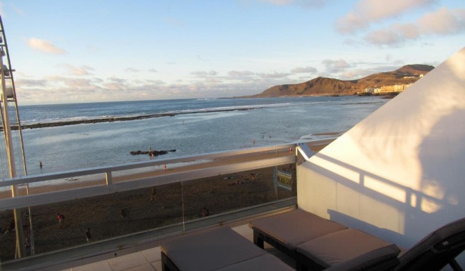 Apartamento 1ª linea Las Canteras -vista mar con terraza y wifi 308