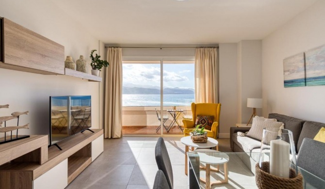 Living Las Canteras - BRIGHT BEACHFRONT