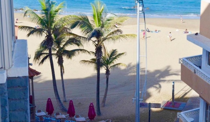 Primera Línea Playa Canteras with Sea View