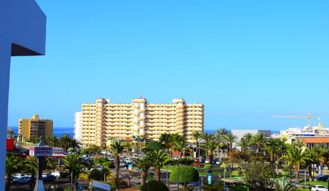 Sunny Summerland Los Cristianos, ap with city and ocean view