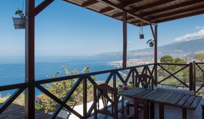 CASAS EN FINCA ECOLÓGICA EL BICLEN, NATURALEZA, CALMA Y VISTAS al MAR,