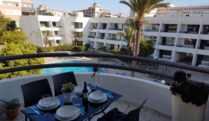 Apartment Casa Palmera only 150 meters to the beach, heated pool, wifi, SAT-TV, balcony with poolview