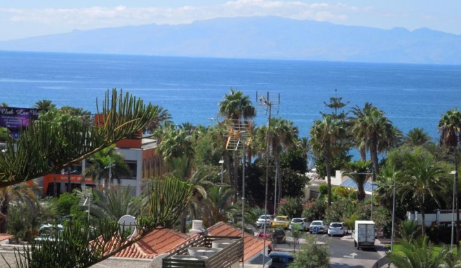 Apartment Jacaranda close to the beach, sea-view, pool, wifi, SAT-TV