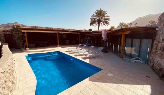 Anfi Tauro Golf Villa with private heated pool