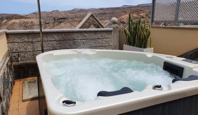 Las Brisas de Puerto Rico with Jacuzzi