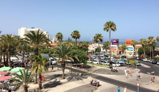 Surfers Paradise at Playa Las Americas