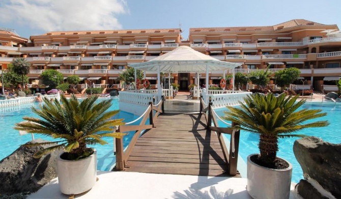 House Golden Mile Tenerife by Holiday World