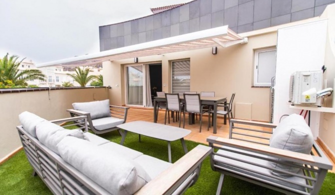 Luxury 2 bedroom apartment in Los Cristianos